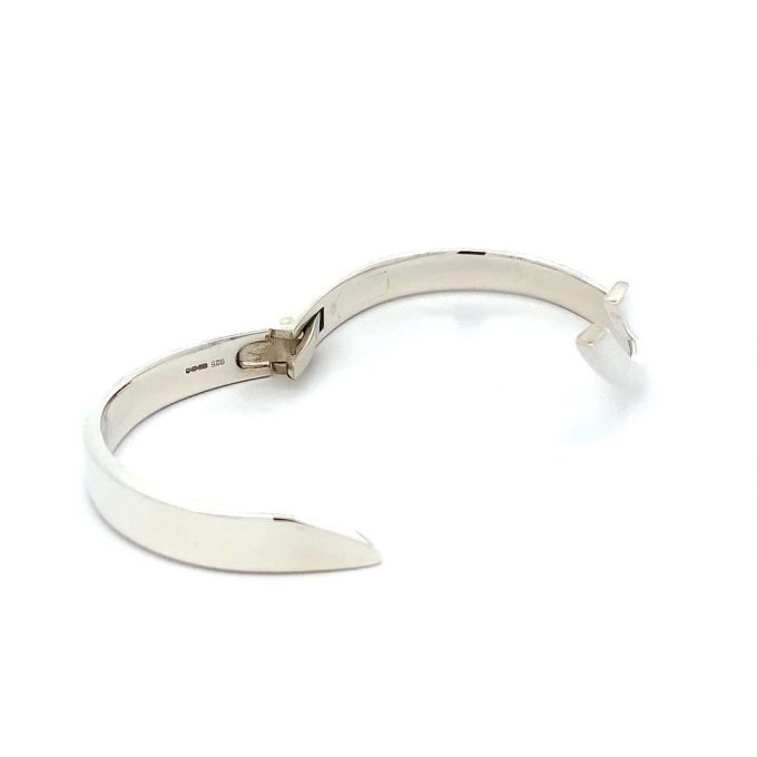 Silver Splayed Cross-Over Bangle