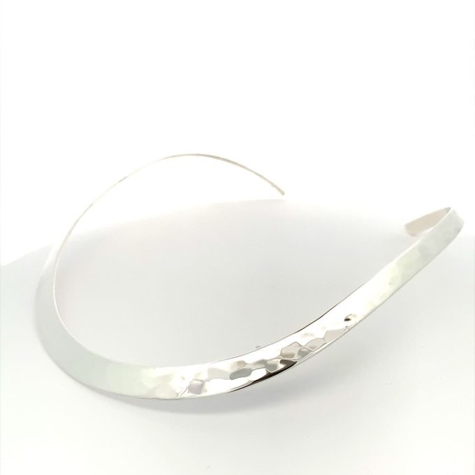 Silver Hammered Collar