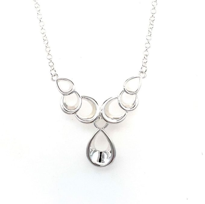 Silver Pear Link Pendant Necklace