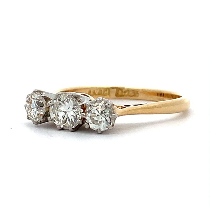 Vintage 0.50ct Diamond Trilogy Ring