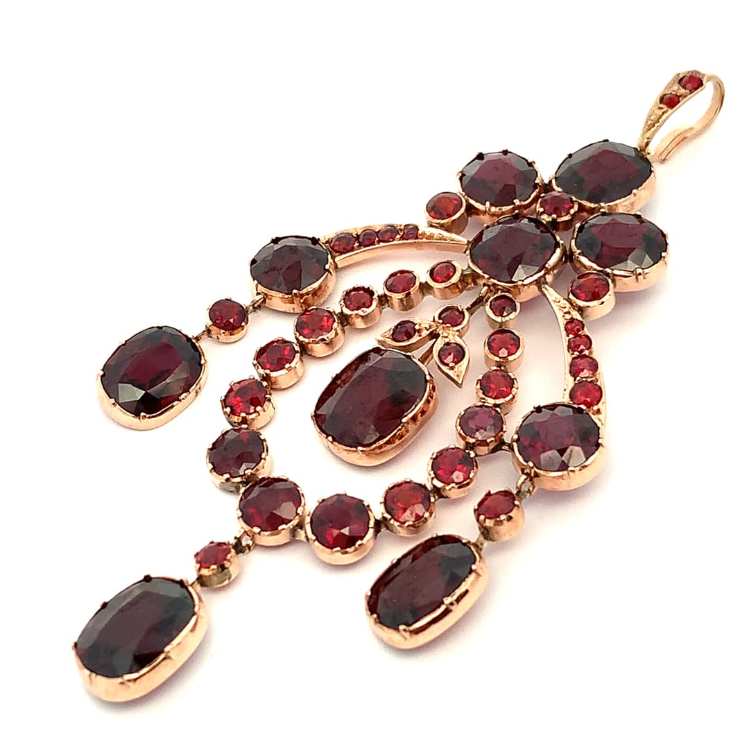 Antique Georgian Renaissance Garnet Pendant