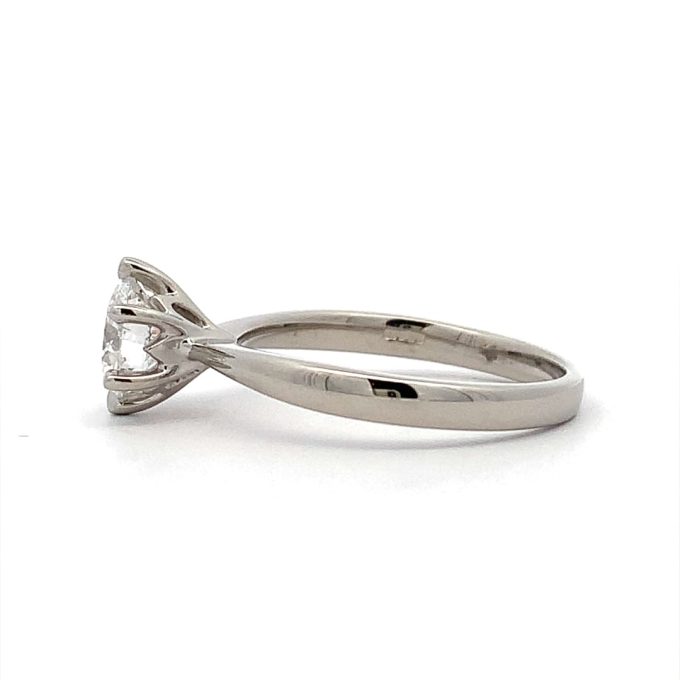 1.02ct Diamond Platinum Solitaire Ring