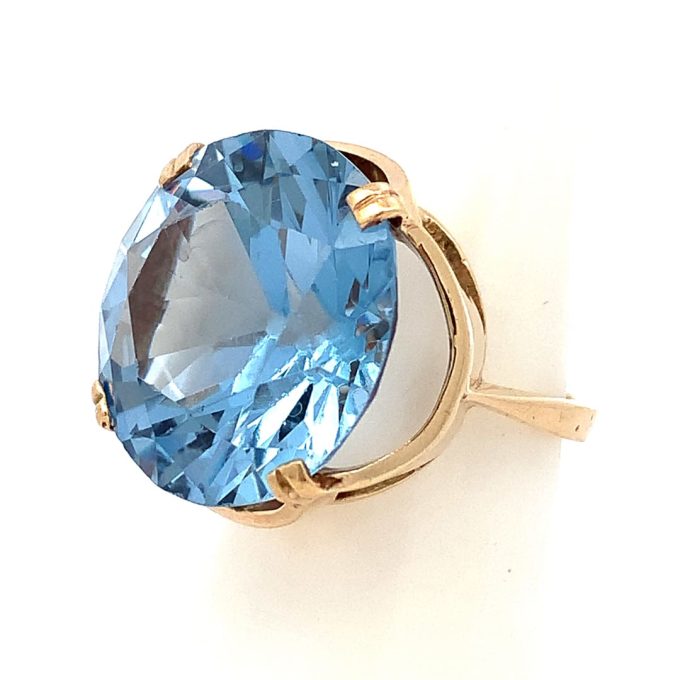 Synthetic Blue Stone Gold Dress Ring