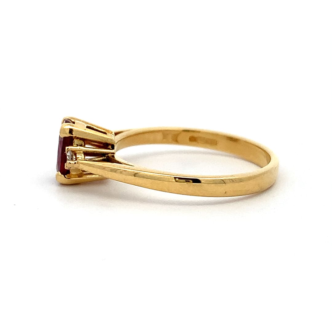 1.00ct Ruby & Diamond Ring