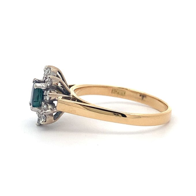 Vintage 18ct Gold Sapphire and Diamond Cluster Ring