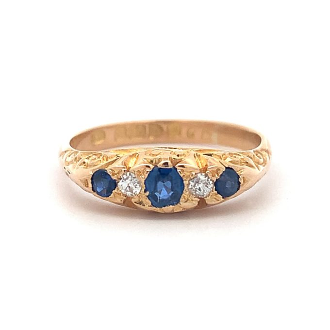 Antique Sapphire and Diamond Carve Style Ring