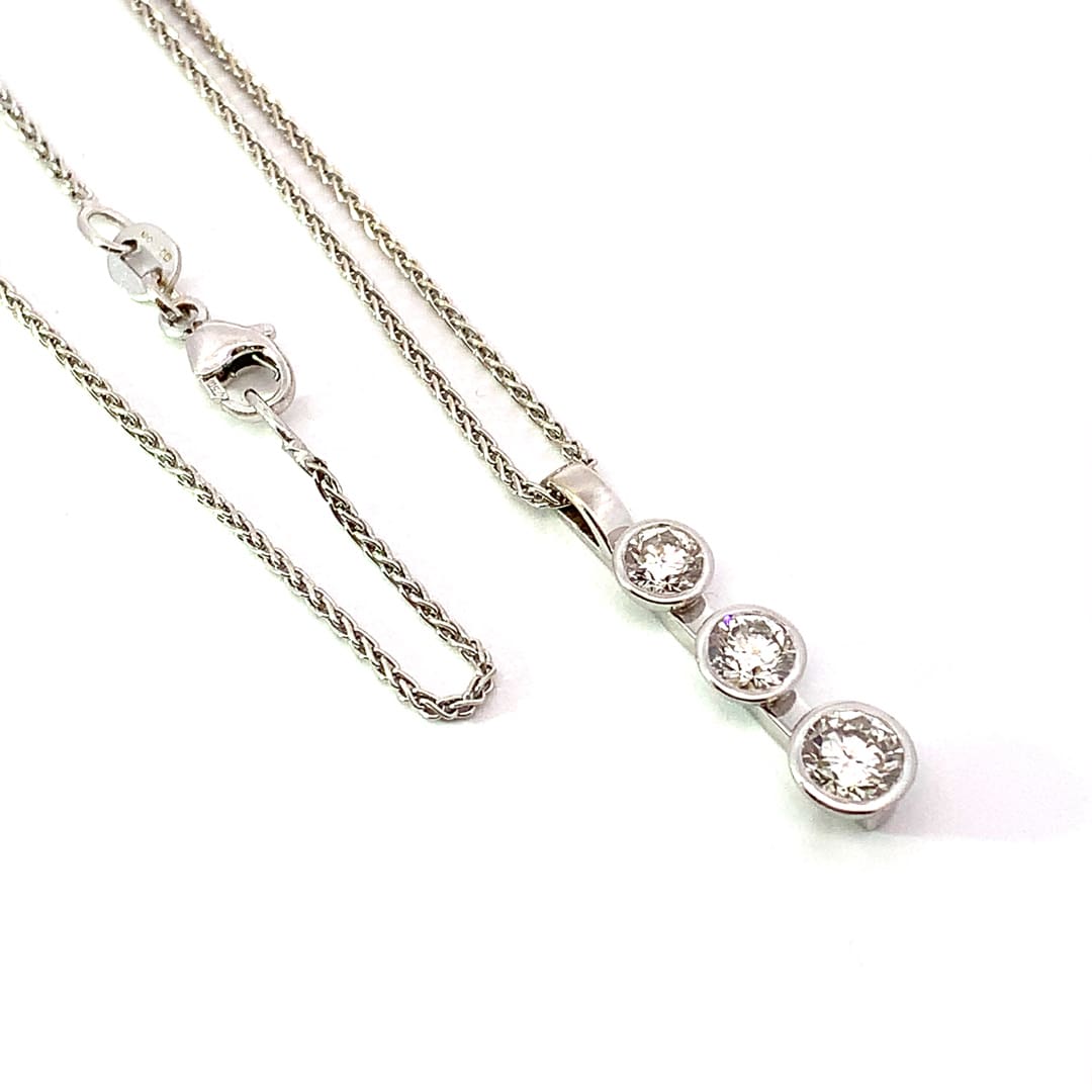 18ct White Gold Diamond Trilogy Necklace