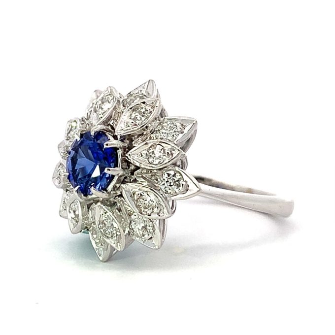 Vintage 18ct Gold Sapphire and Diamond Cluster Ring