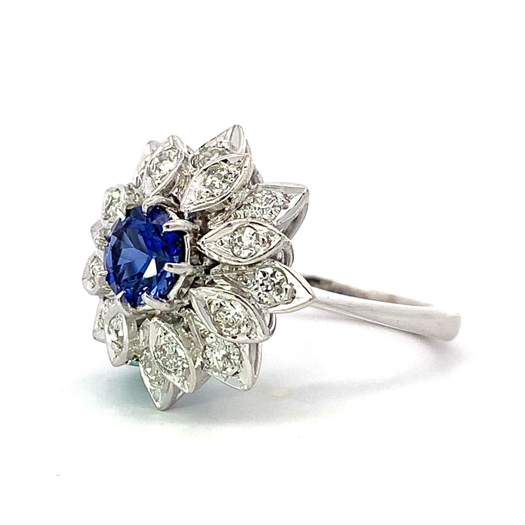 Vintage 18ct Gold Sapphire and Diamond Cluster Ring
