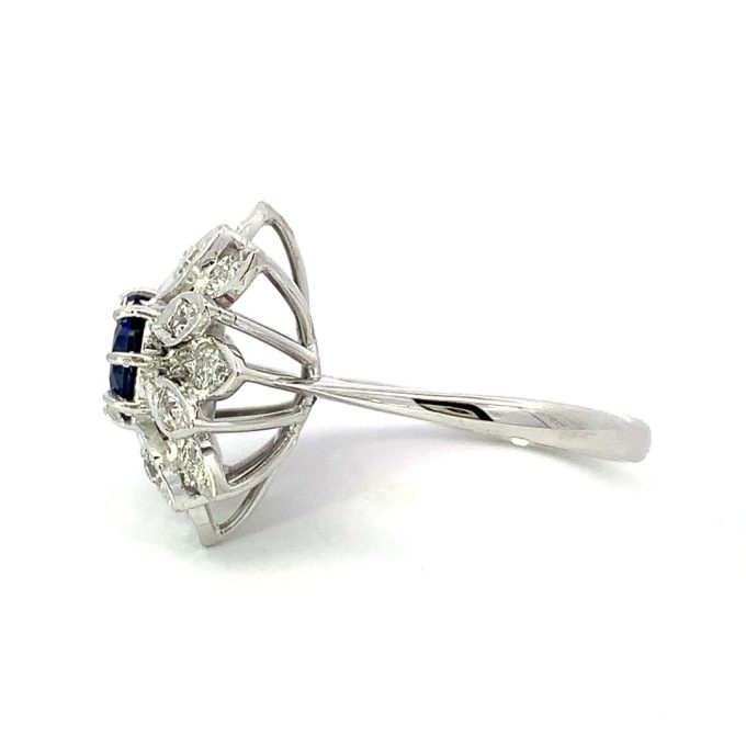 Vintage 18ct Gold Sapphire and Diamond Cluster Ring