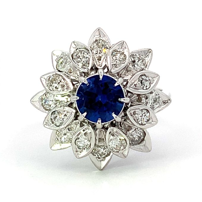 Vintage 18ct Gold Sapphire and Diamond Cluster Ring