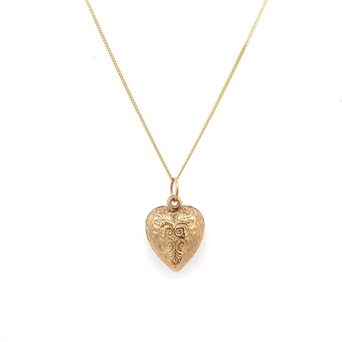 9ct Gold Engraved Style Heart Necklace
