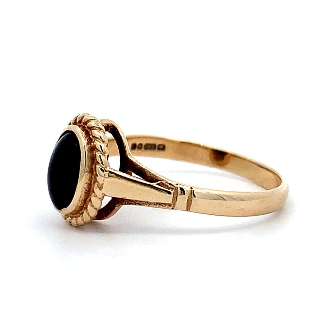 9ct Gold Onyx Wire Frame Ring