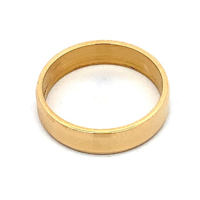 Ladies 18ct Yellow Gold Chamfered Band