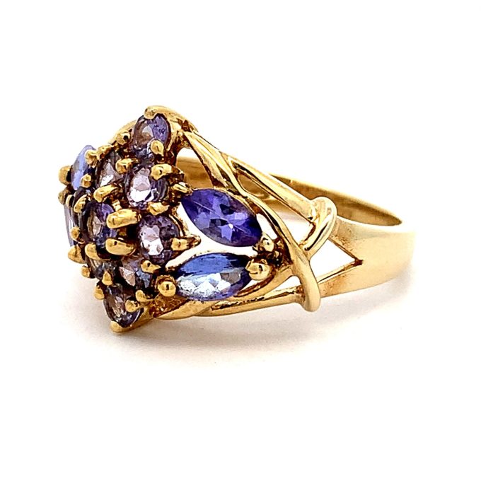 Yellow Gold Tanzanite Dress Ring