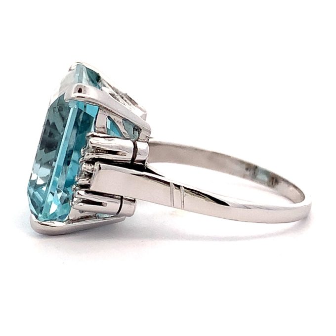 Platinum Aquamarine and Diamond Dress Ring