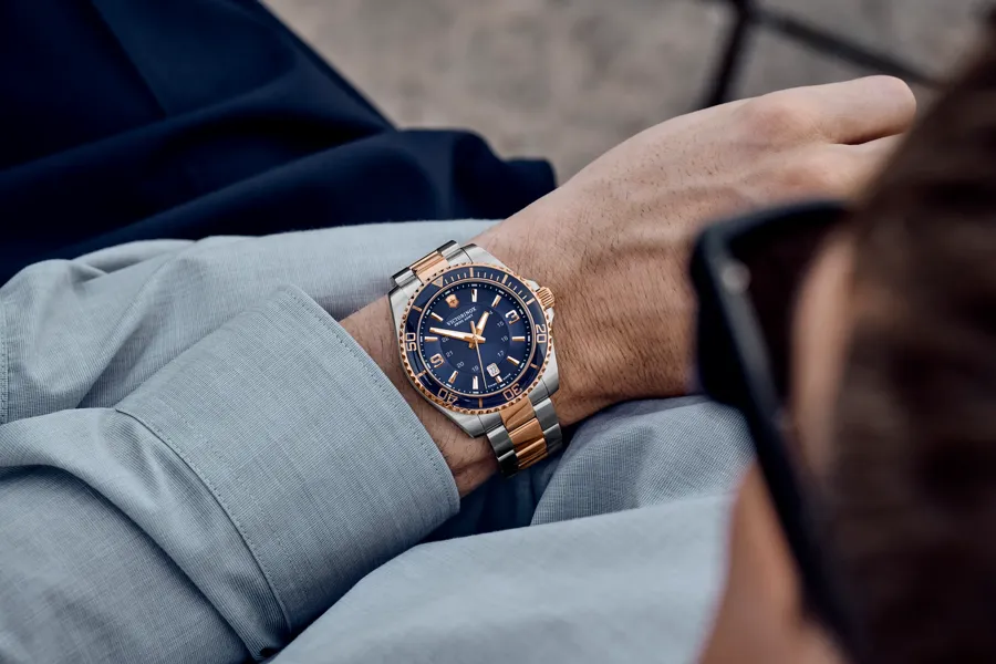 Victorinox Maverick Large Blue / Rose - 241950