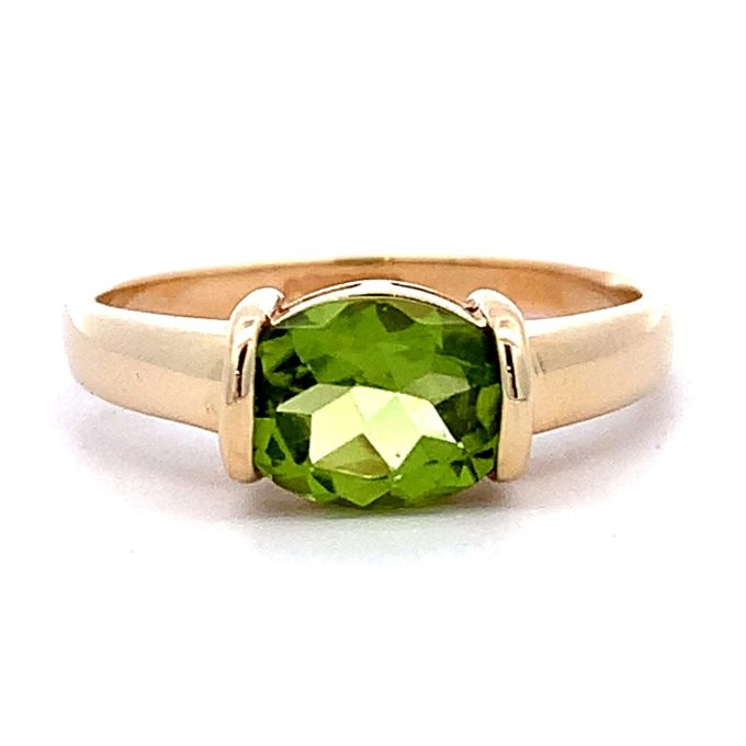 Yellow Gold Peridot Ring