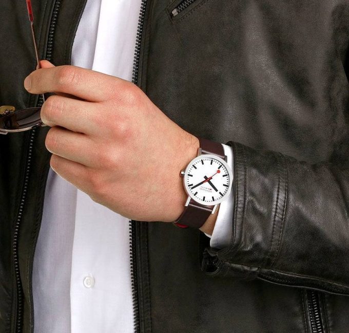 Mondaine Classic 40mm A660.30360.11SBGV
