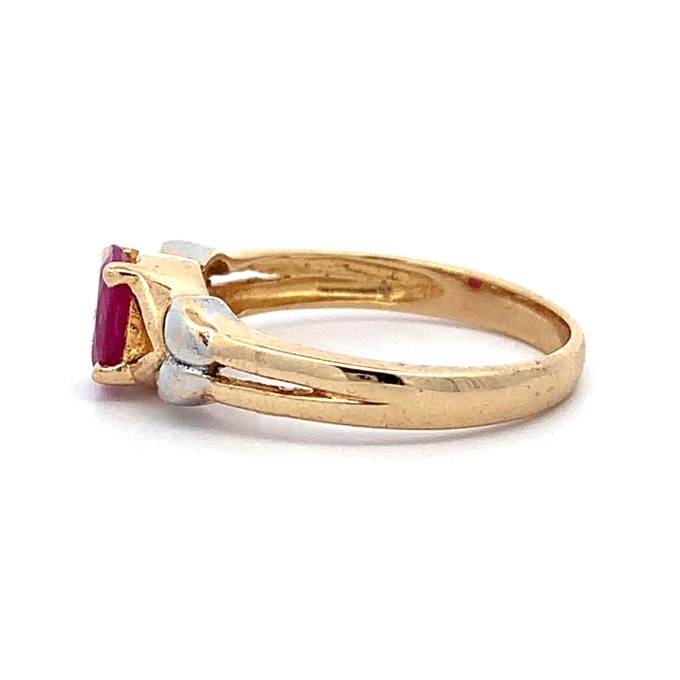 18ct Gold Oval Ruby Solitaire Ring