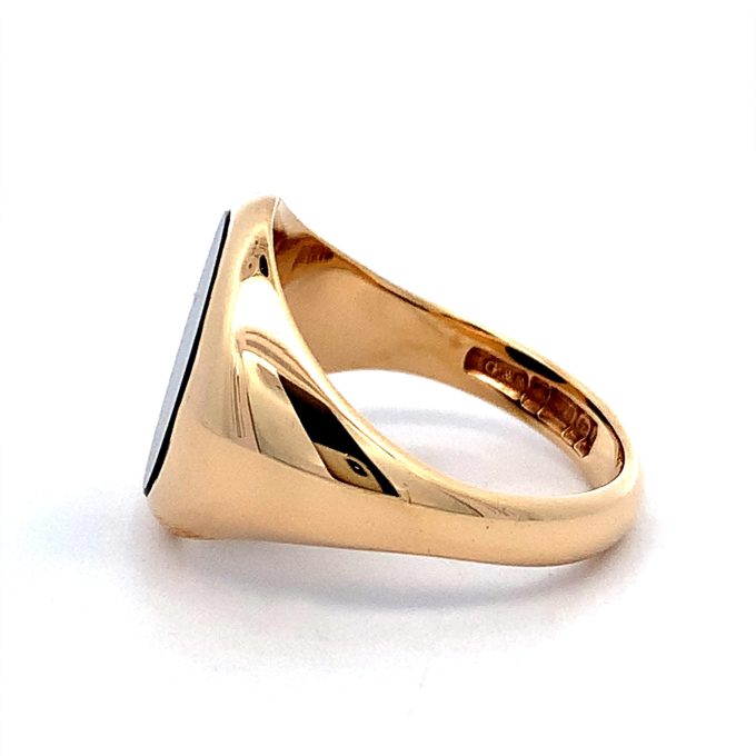 9 Carat Yellow Gold Onyx Signet Ring
