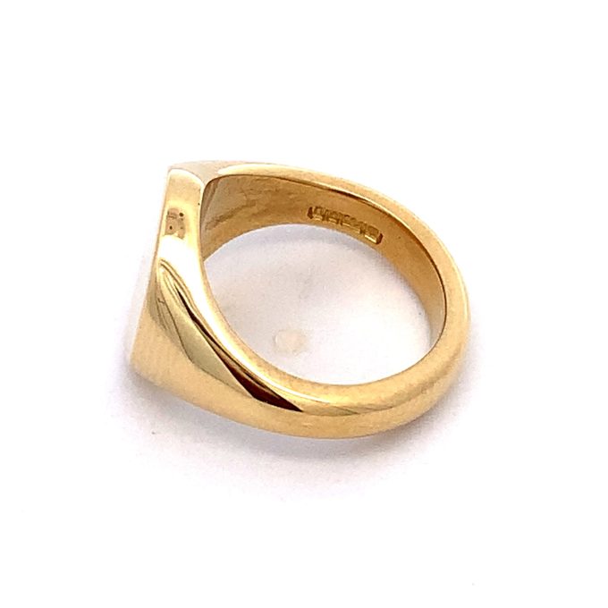 18ct Yellow Gold Round Top Signet Ring
