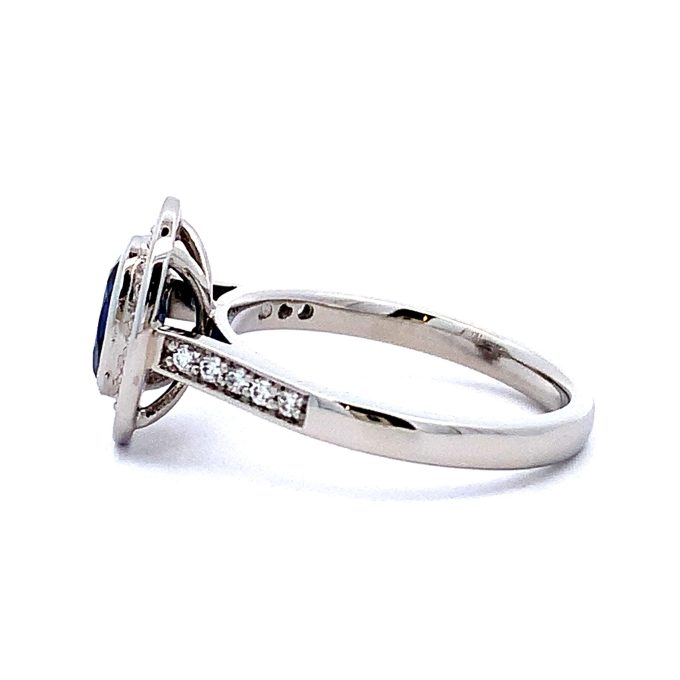 1.00ct Oval Sapphire and Diamond Platinum Ring