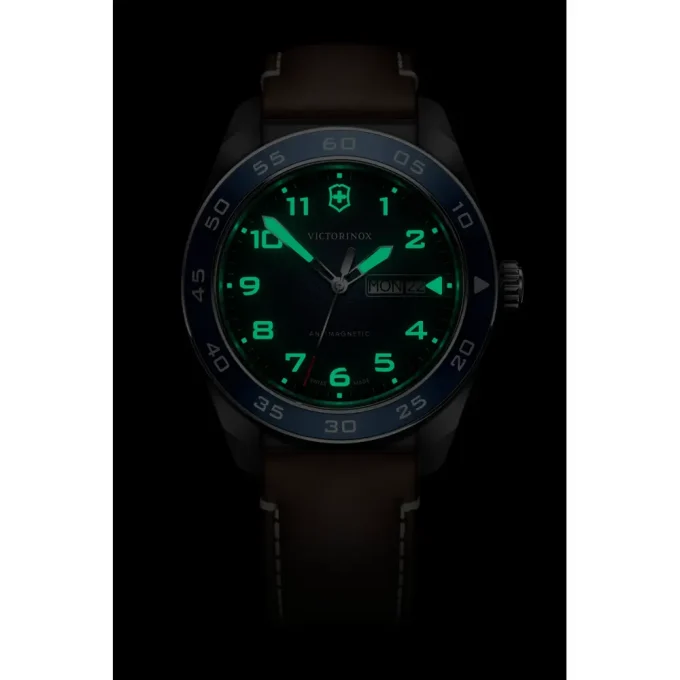 Victorinox Swiss Army Quartz Watch 242040