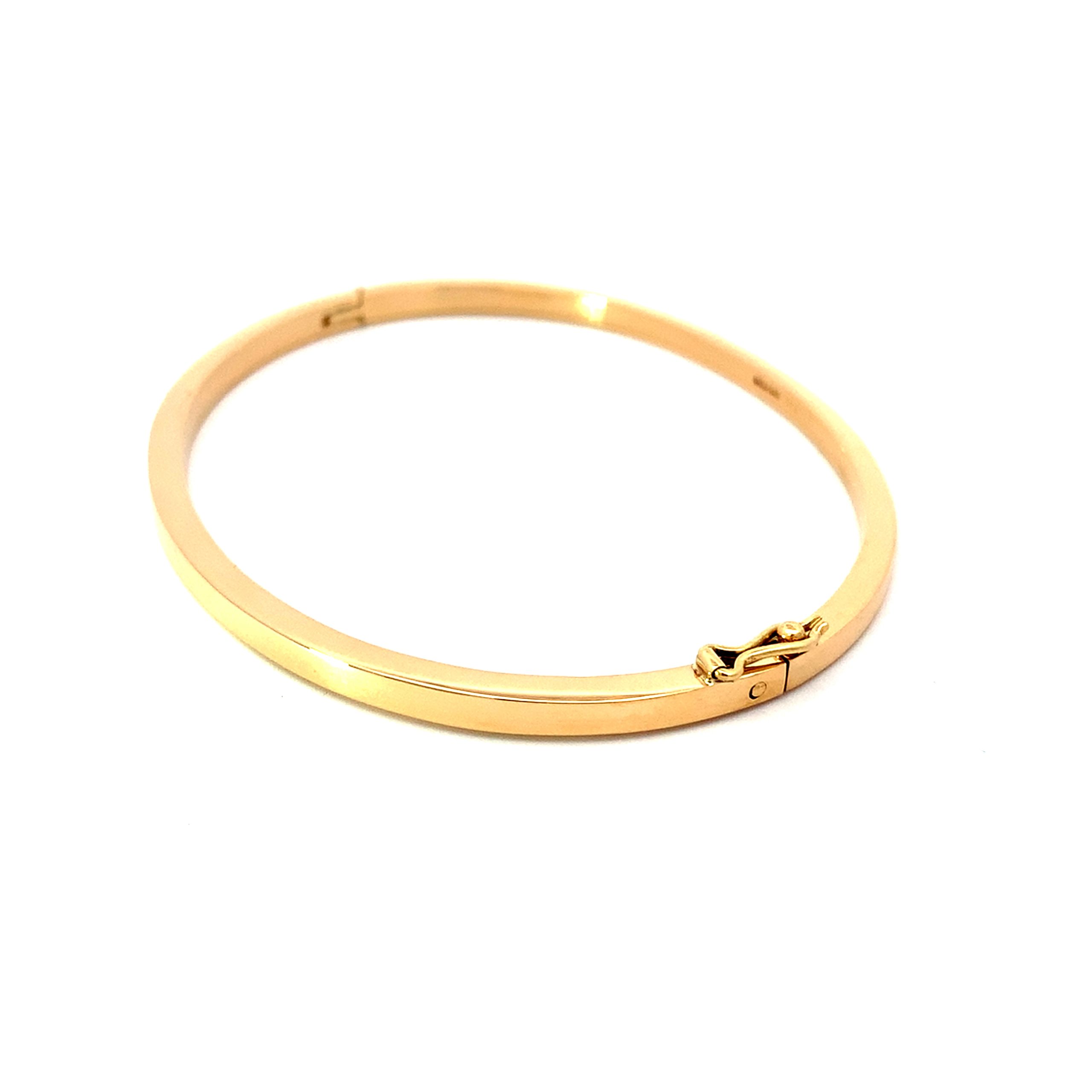 18ct Yellow Gold Solid hinged Bangle
