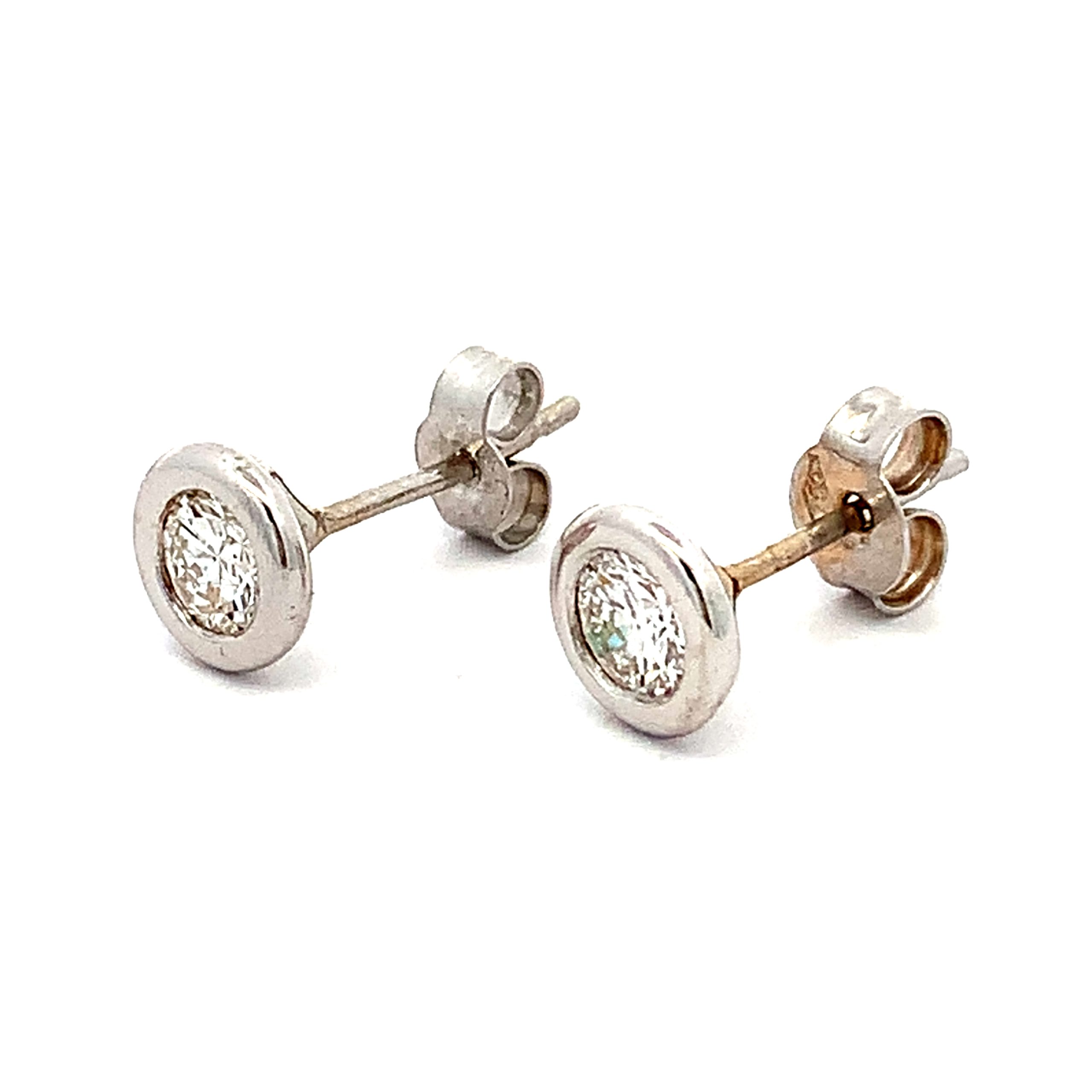 0.66ct Diamond White Gold Stud Earrings