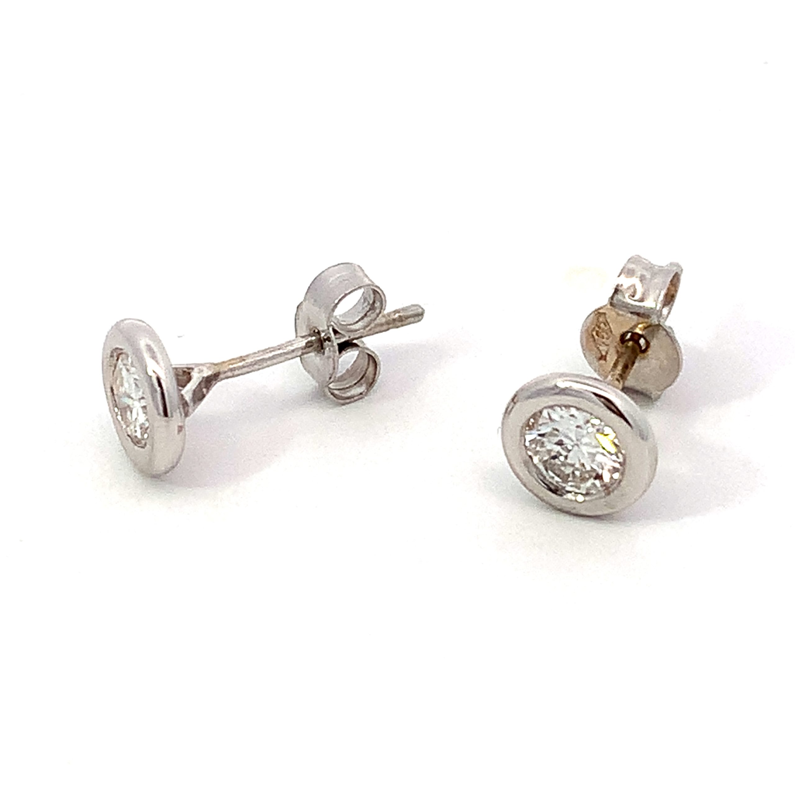 0.66ct Diamond White Gold Stud Earrings