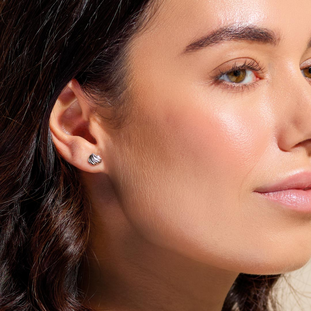 Kit Heath Oceane Shell Echo Petite Rounded Stud Earrings