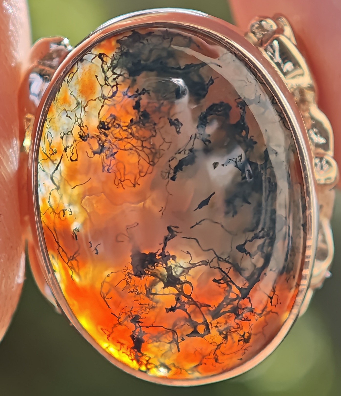 Vintage Red and Green Moss Agate Grande Gold Dress Ring