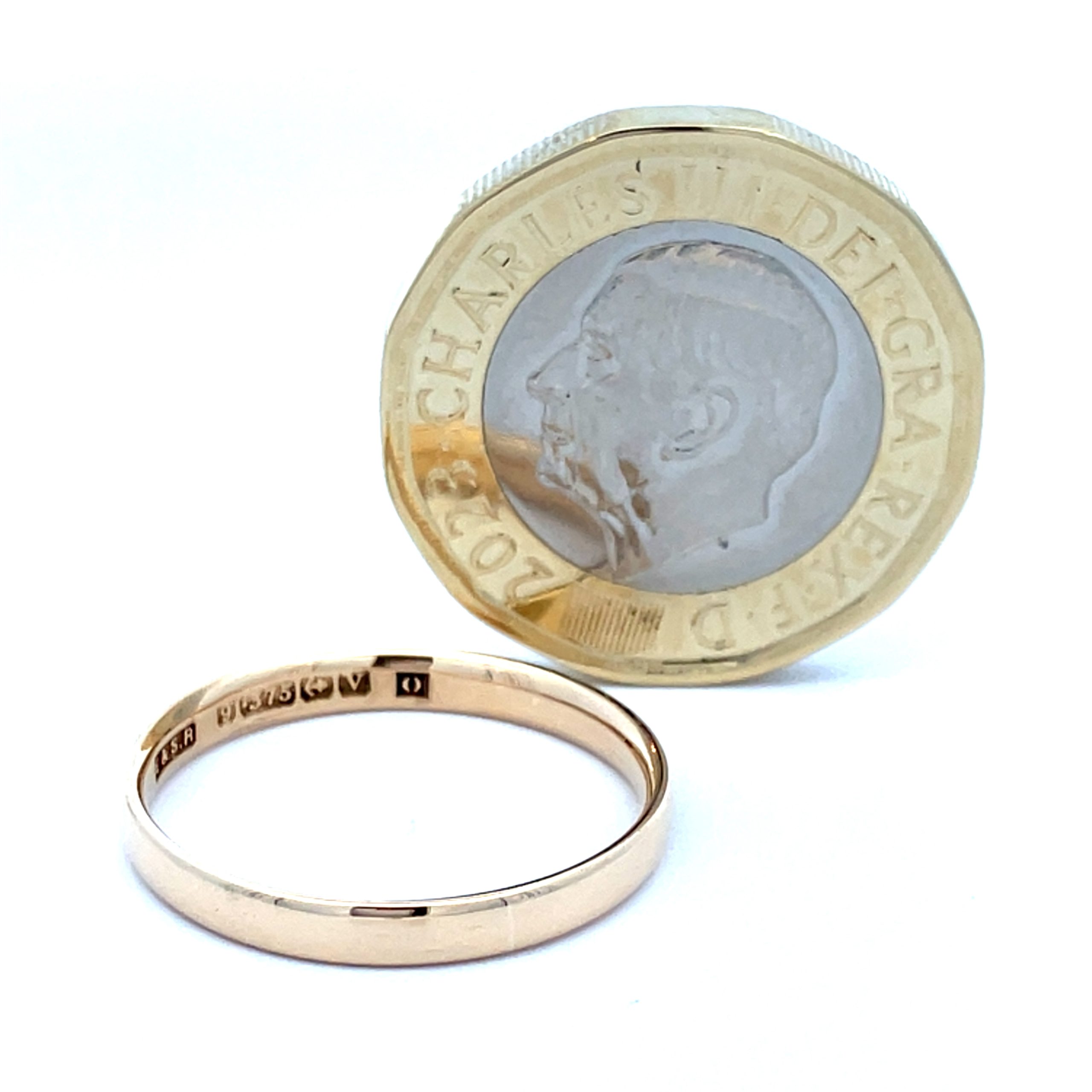 Vintage Ladies 9ct Gold Court Wedding Band