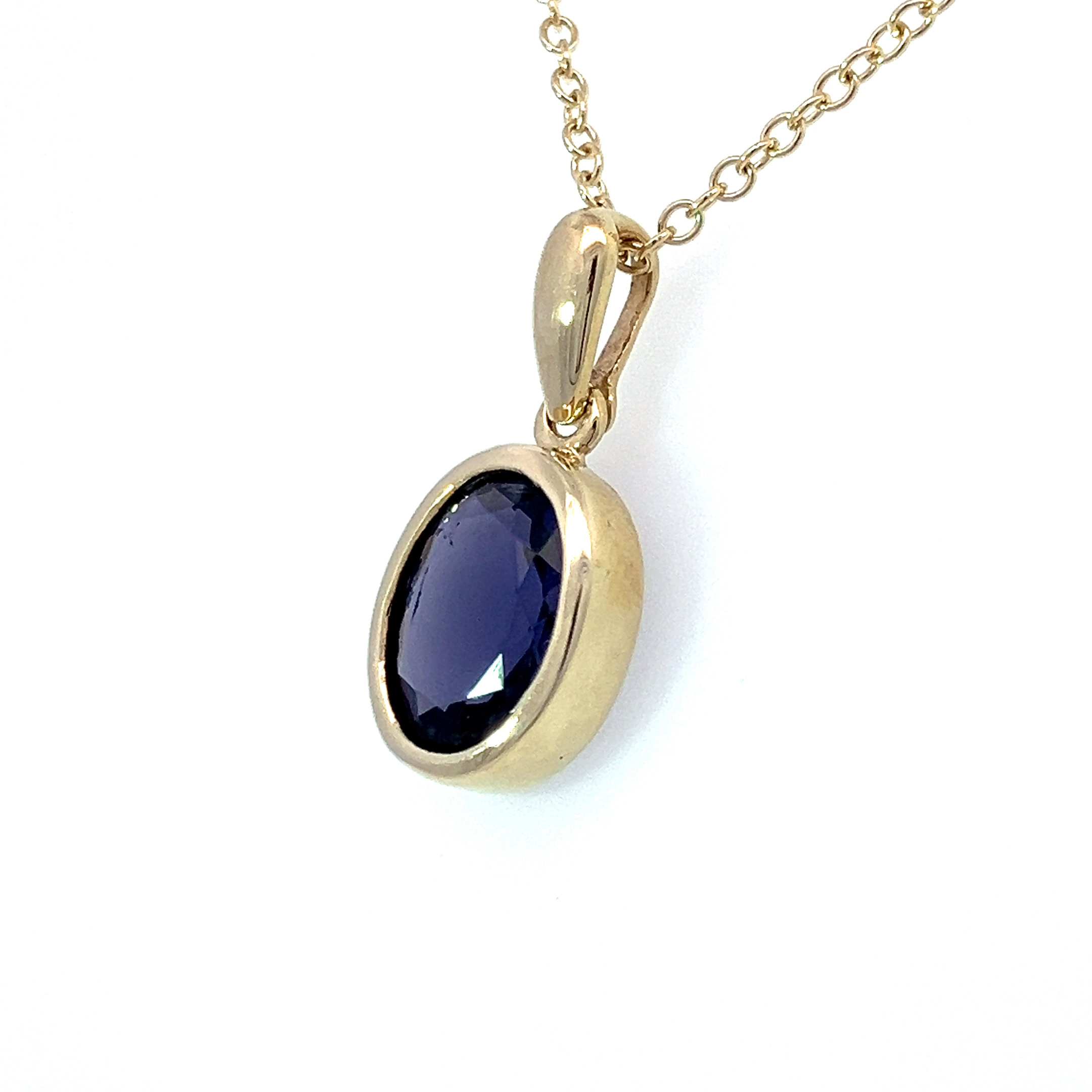 Yellow Gold Iolite Oval Rub-Over Pendant Necklace - 18 Inch