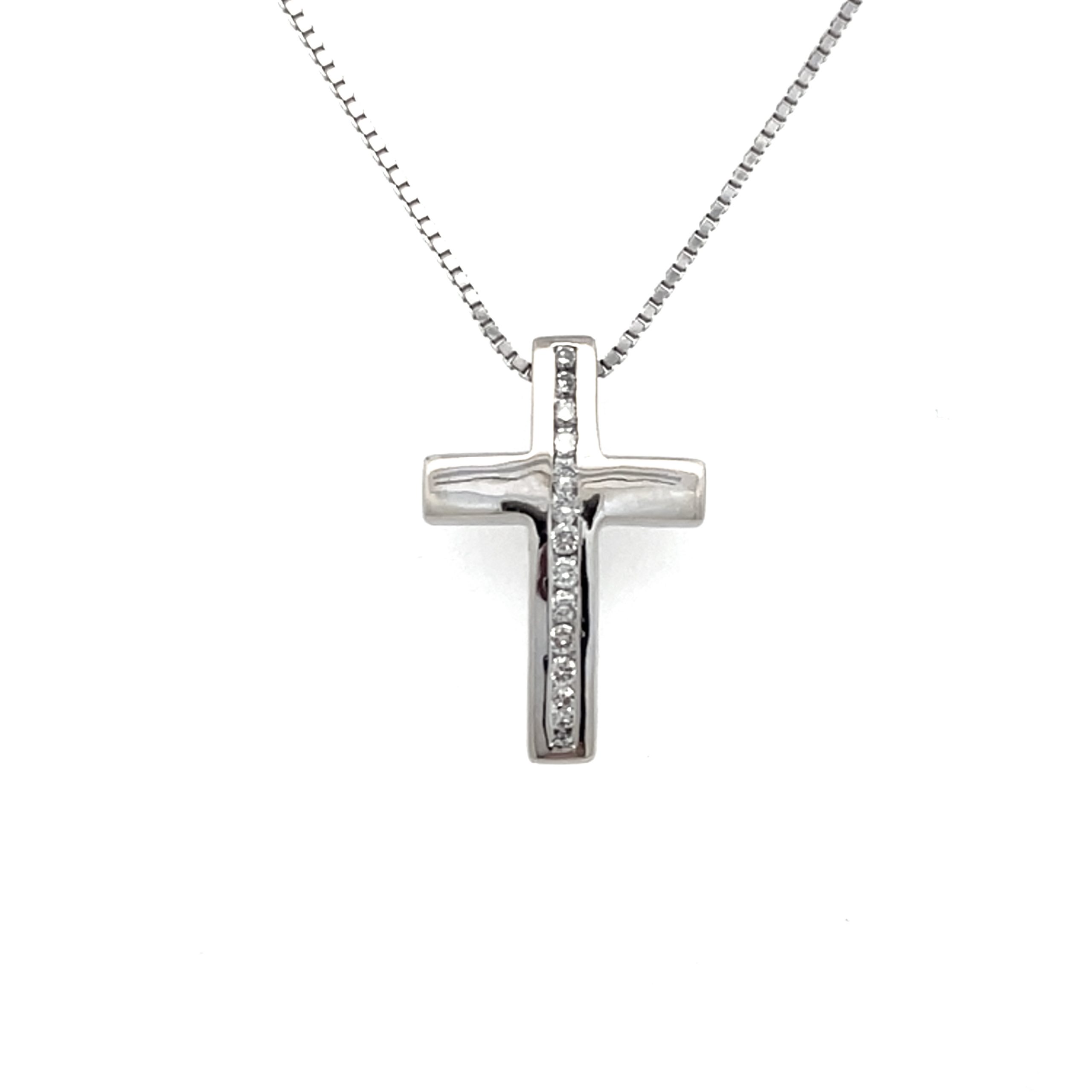18ct White Gold Diamond Cross Pendant Necklace